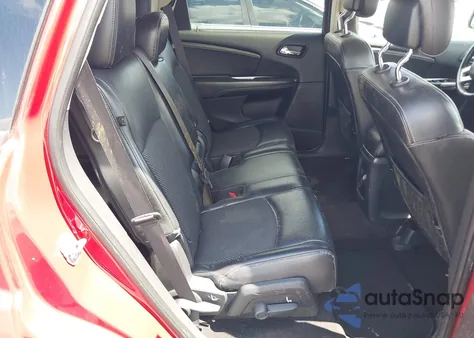 2019 Dodge Journey Crossroad z USA, uszkodzony, nr VIN 3C4PDCGG6KT717502